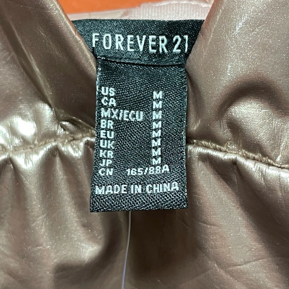 NWT Forever 21 Woman’s Mini Dress Rose Gold Size Medium - Picture 3 of 6